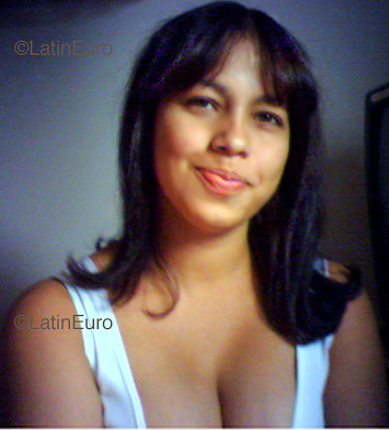 Date this sultry Brazil girl Daiana from SAO BERNARDO B3693