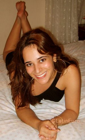 Date this gorgeous Brazil girl Laine from ATIBAIA B3781
