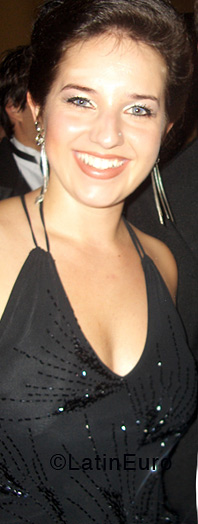 Date this lovely Brazil girl Carolina from SAO PAULO B3905