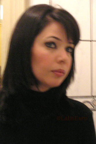 Date this young Brazil girl Luci from RIO DE JANEIRO B3909