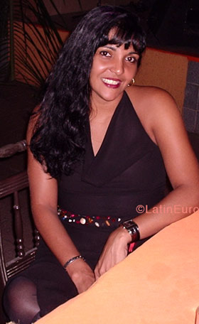 Date this delightful Brazil girl Claudia from JARDIM B3919