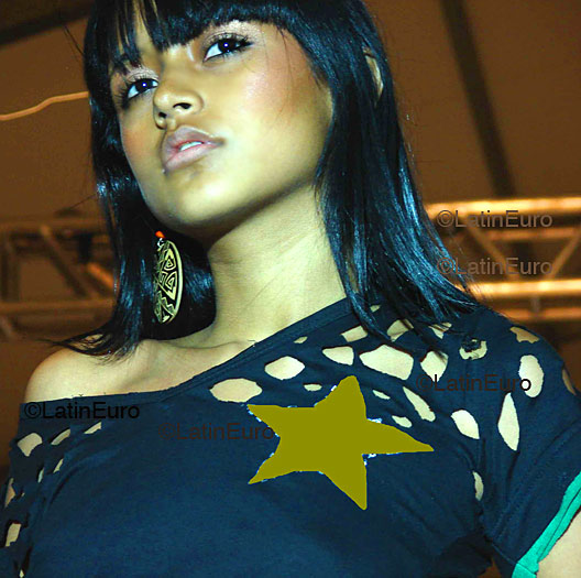 Date this sultry Brazil girl Samantha from BELEM B4050