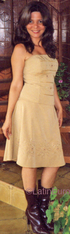 Date this hard body Brazil girl Caroline from BELO HORIZONTE B2784