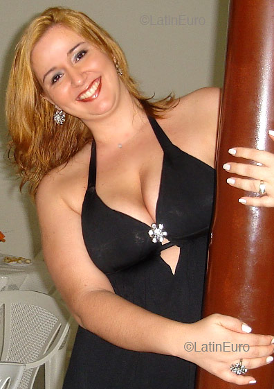 Date this cute Brazil girl Ana from BELO HORIZONTE B4198