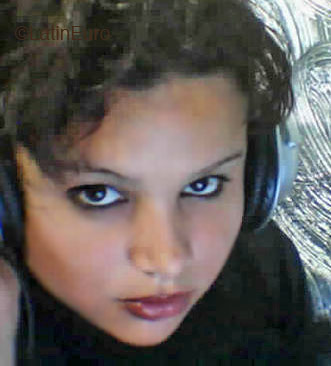 Date this nice looking Brazil girl Marcella from BELFORD ROXO B4202