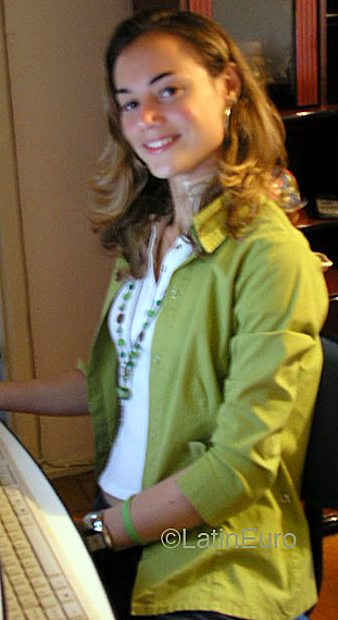 Date this gorgeous Brazil girl Francislane from PARACAMBI B4249