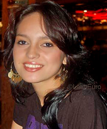 Date this hot Brazil girl Veronica from MANAUS B4252