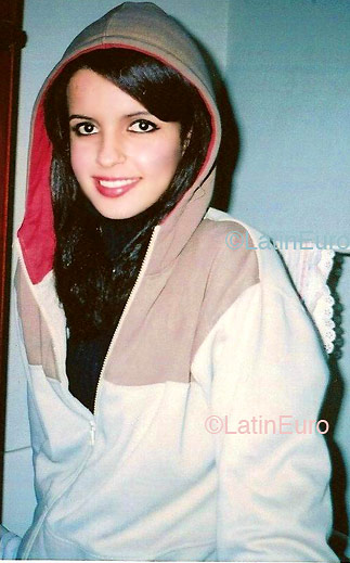 Date this foxy Brazil girl Ane from SAO PAULO B4253