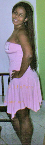 Date this nice looking Brazil girl Luciana from RECIFE B4325