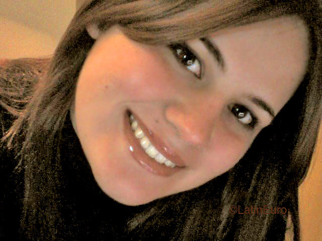 Date this funny Brazil girl Suelen from ICARA B4468