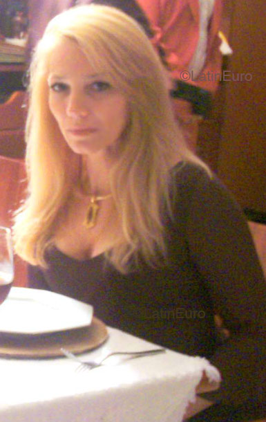 Date this cute Brazil girl Nilza from LAGES B4542