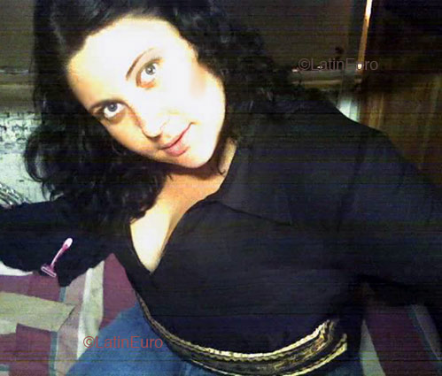 Date this sensual Brazil girl Angela from MANDAGUARI B4619