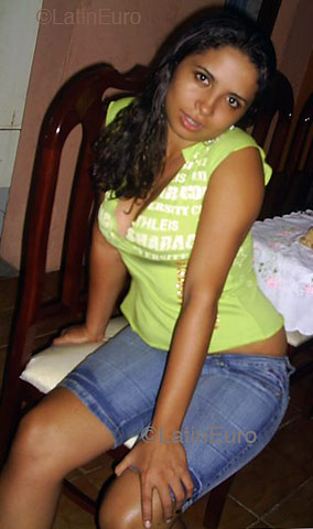 Date this sultry Brazil girl Tatyana from FORTALEZA B4627