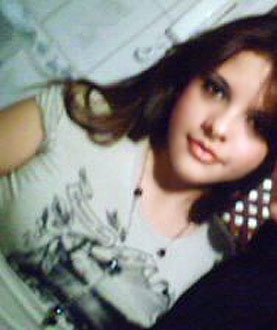 Date this funny Brazil girl Larissa from CAMPO GRANDE B4756