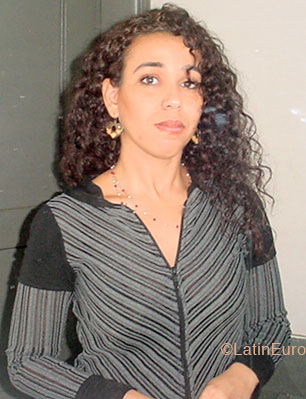 Date this tall Brazil girl Tania from SAO PAULO B4800