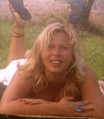 Date this beautiful Brazil girl Luciane from DUQUE DE CAXIAS B4853