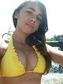 Date this delightful Brazil girl Vanessa from Aracati B491
