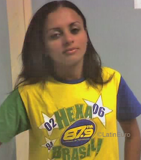 Date this charming Brazil girl Nevinha from PARNAMIRIM B5008