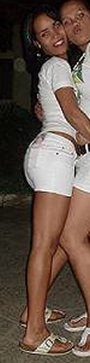 Date this young Brazil girl Laiana from MANGARATIBA B5088