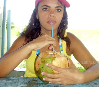 Date this hot Brazil girl Alexandra from RECIFE B5150