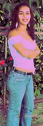 Date this delightful Brazil girl Fernanda from RIO DE JANEIRO B5155