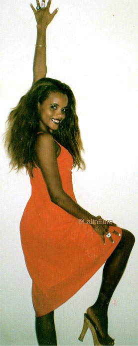 Date this delightful Brazil girl Edilene from SALVADOR B5241