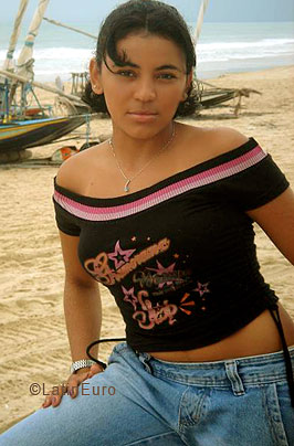 Date this stunning Brazil girl Maria from FORTALEZA B5338