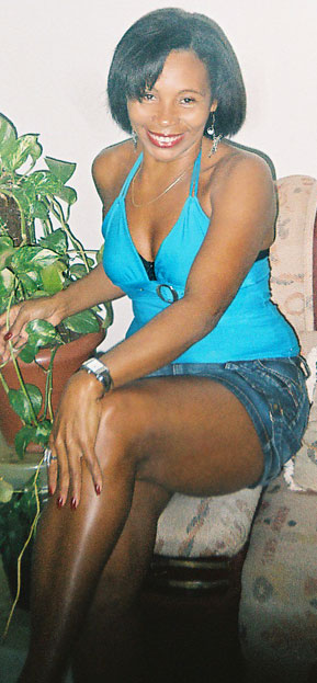 Date this georgeous Brazil girl Ana from TAGUATINGA B5363