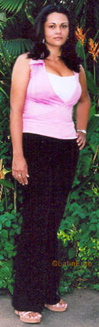 Date this charming Brazil girl Fabiana from MARANGUAPE B5379