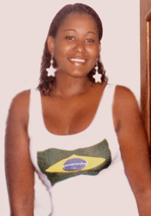 Date this delightful Brazil girl Elizabeth from HORIZONTE B5424