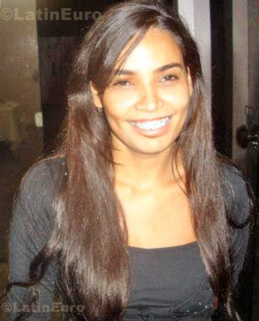 Date this lovely Brazil girl Suh from Rio de Janeiro B549