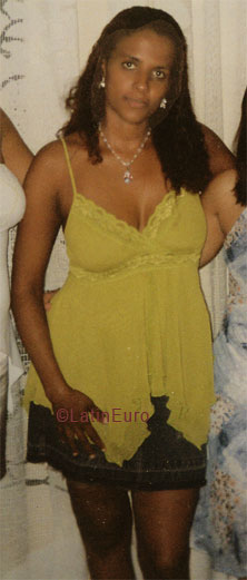 Date this happy Brazil girl Cristiane from OSASCO B5539