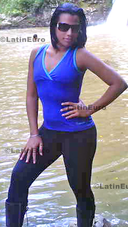 Date this funny Brazil girl Maria from Luca S Do Rio Verde B558