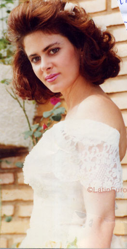 Date this lovely Brazil girl Clauda from BELO HORIZONTE B5774