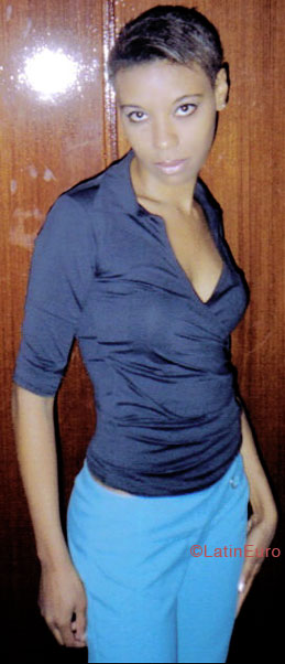 Date this attractive Brazil girl Patricia from SAO PAULO B5776