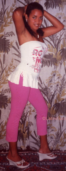 Date this charming Brazil girl Erica from OLINDA B5848