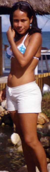 Date this fun Brazil girl Silmara from ITABUNA B5933