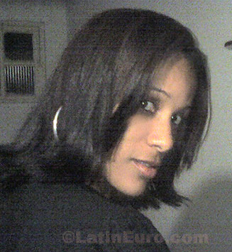 Date this lovely Brazil girl Camila from Belford Roxo B5