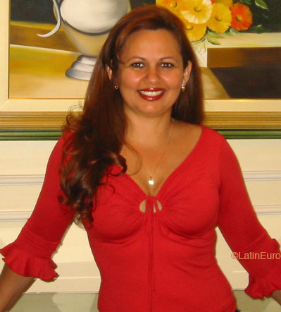 Date this happy Brazil girl Silene from GOIANIA B6138