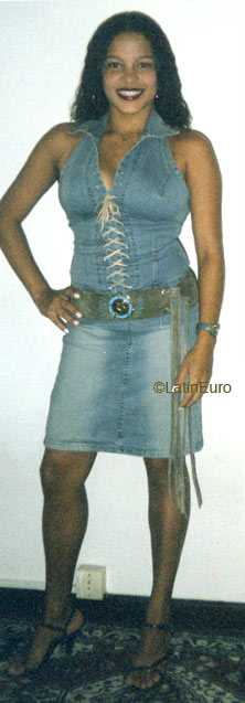 Date this attractive Brazil girl Edvoneide from RIO DE JANEIRO B6154