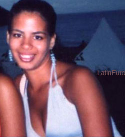 Date this stunning Brazil girl Giselle from RIO DE JANEIRO B6194