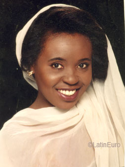 Date this good-looking Brazil girl Marcia from  B6223