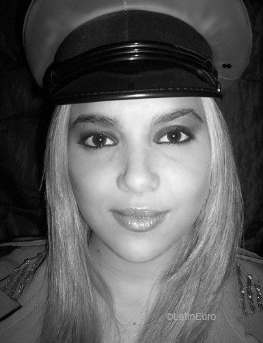 Date this athletic Brazil girl Janusa from CURITIBA B6269