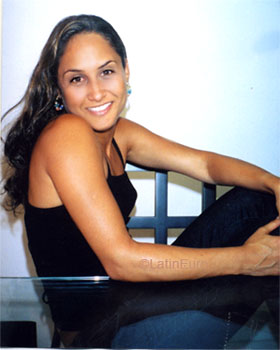 Date this charming Brazil girl Wanessa from MACEIO B6279