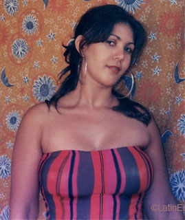 Date this hot Brazil girl Glecimar from GOIANIA B6307