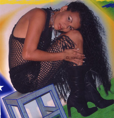 Date this hard body Brazil girl Edineide from PETROLINA B6310