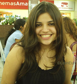 Date this nice looking Brazil girl Andrea from MANAUS B6360