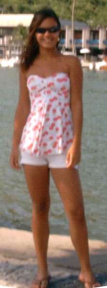 Date this tall Brazil girl Daniela from  B6483