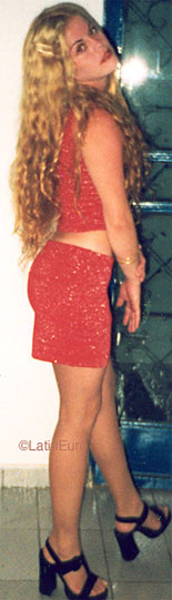 Date this voluptuous Brazil girl Adriana from CANDANGOLANDIA B6496