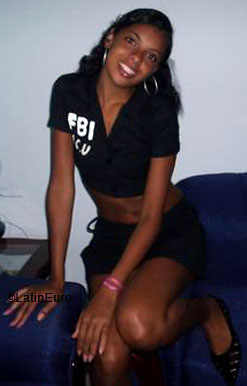 Date this pretty Brazil girl Ivanice from CARATINGA B6594